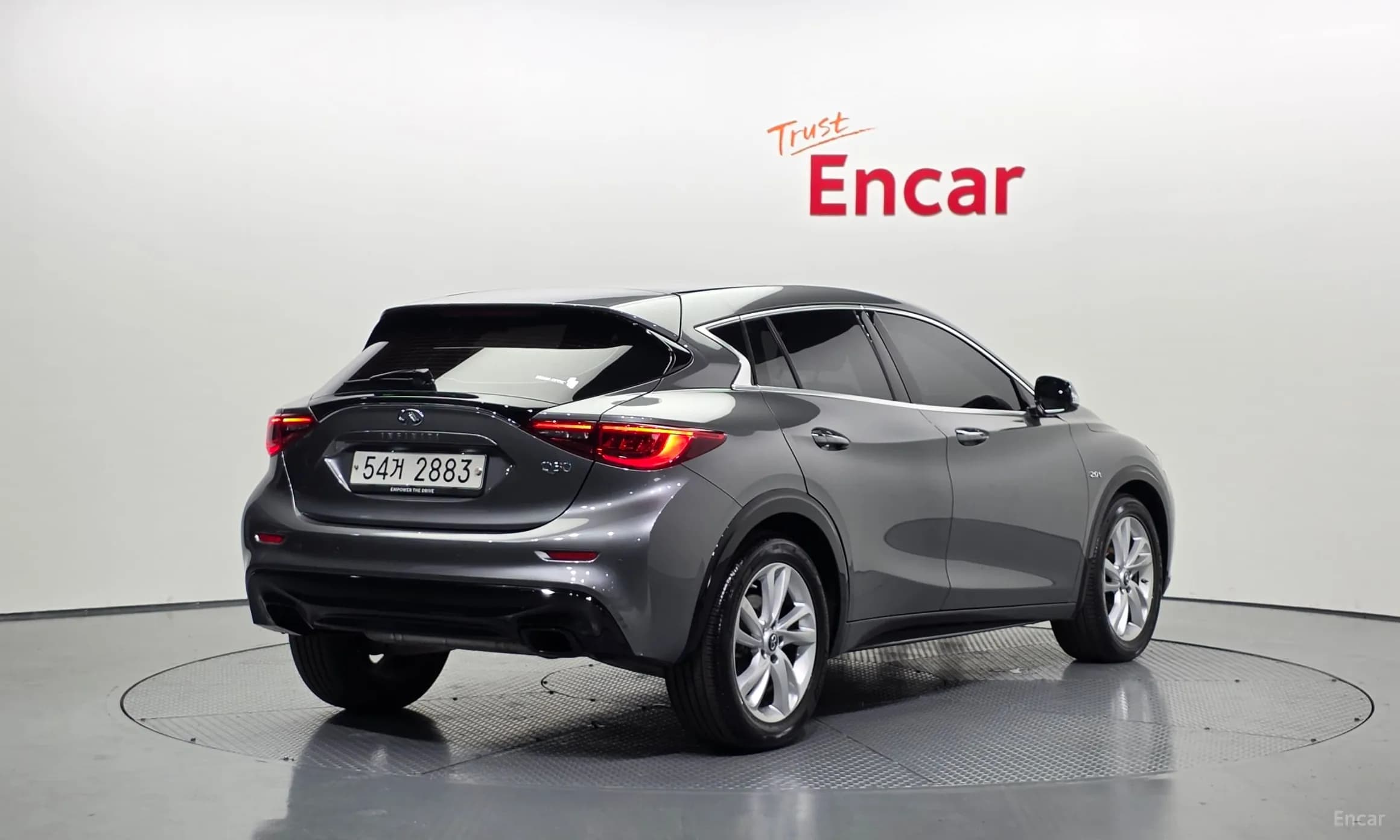 Q30