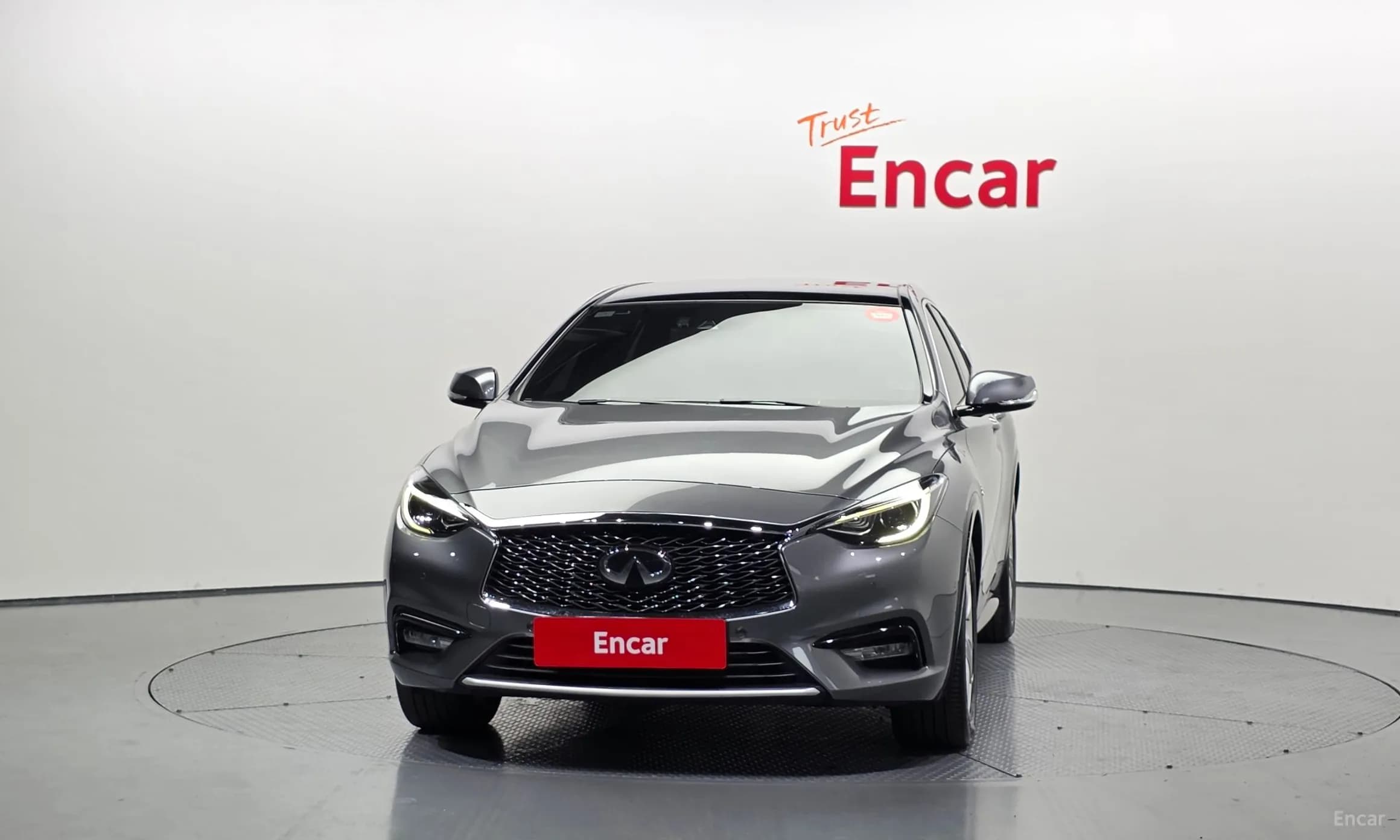 Q30