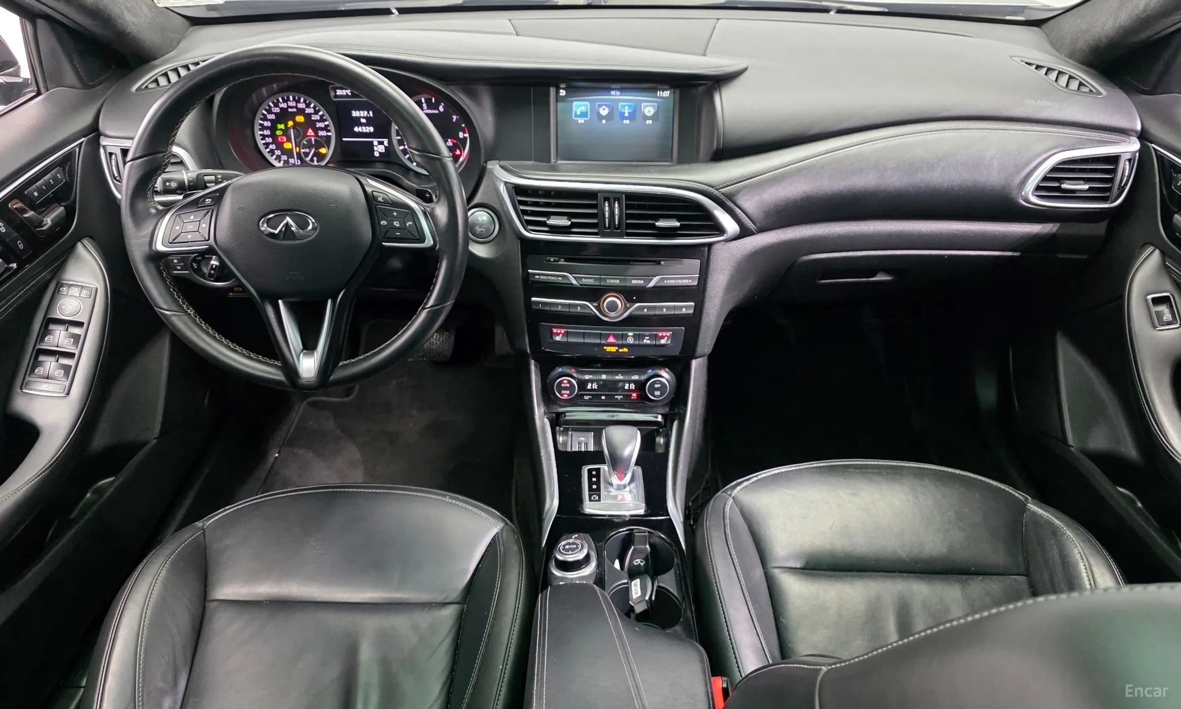 Q30