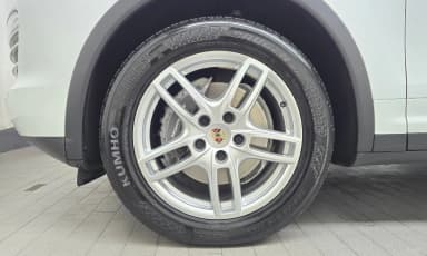 New Cayenne
