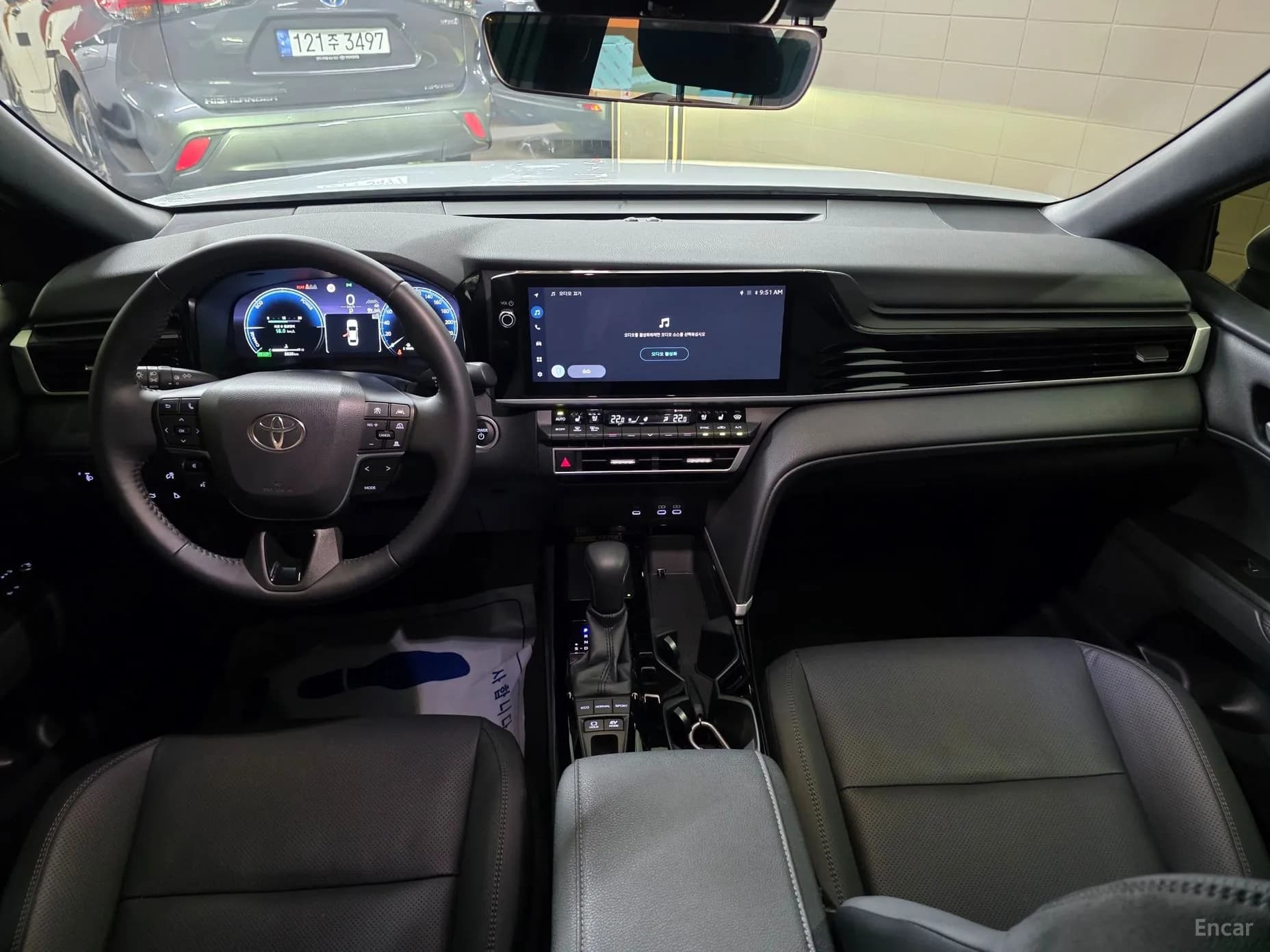 Camry (XV80)