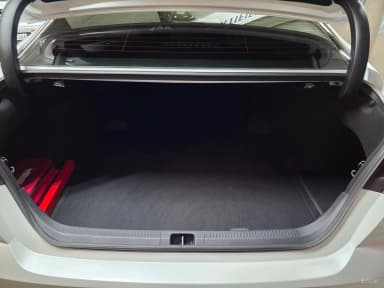 Camry (XV80)