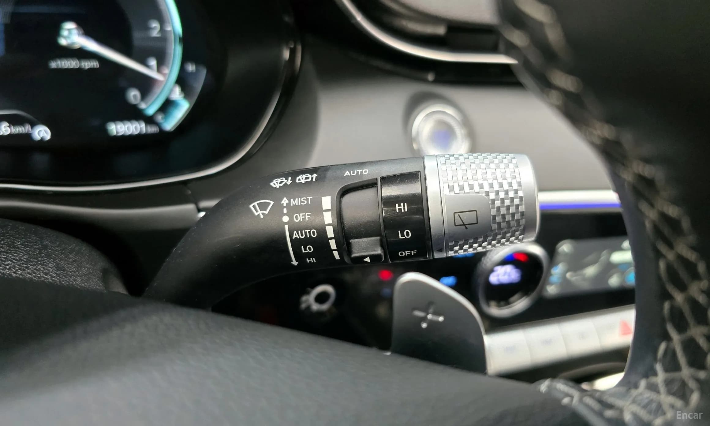GV70