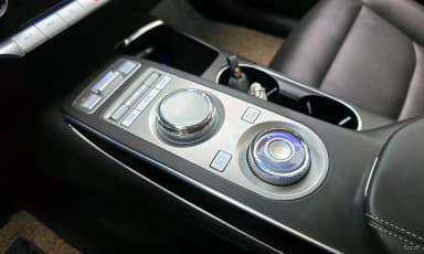 GV70