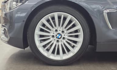 Series 4 (F32)