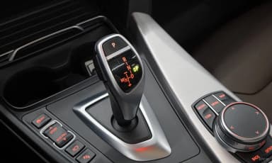 Series 4 (F32)