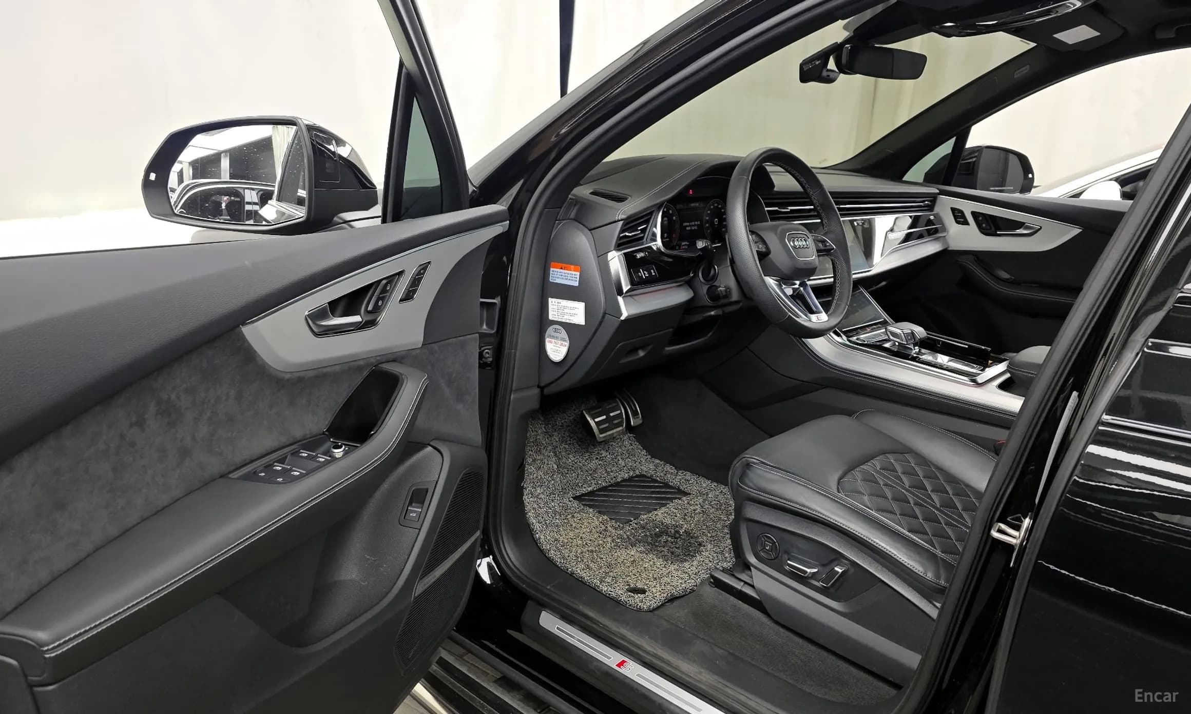 Q7 (4M)