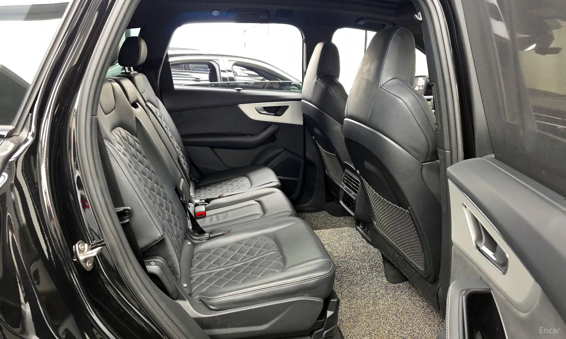 Q7 (4M)