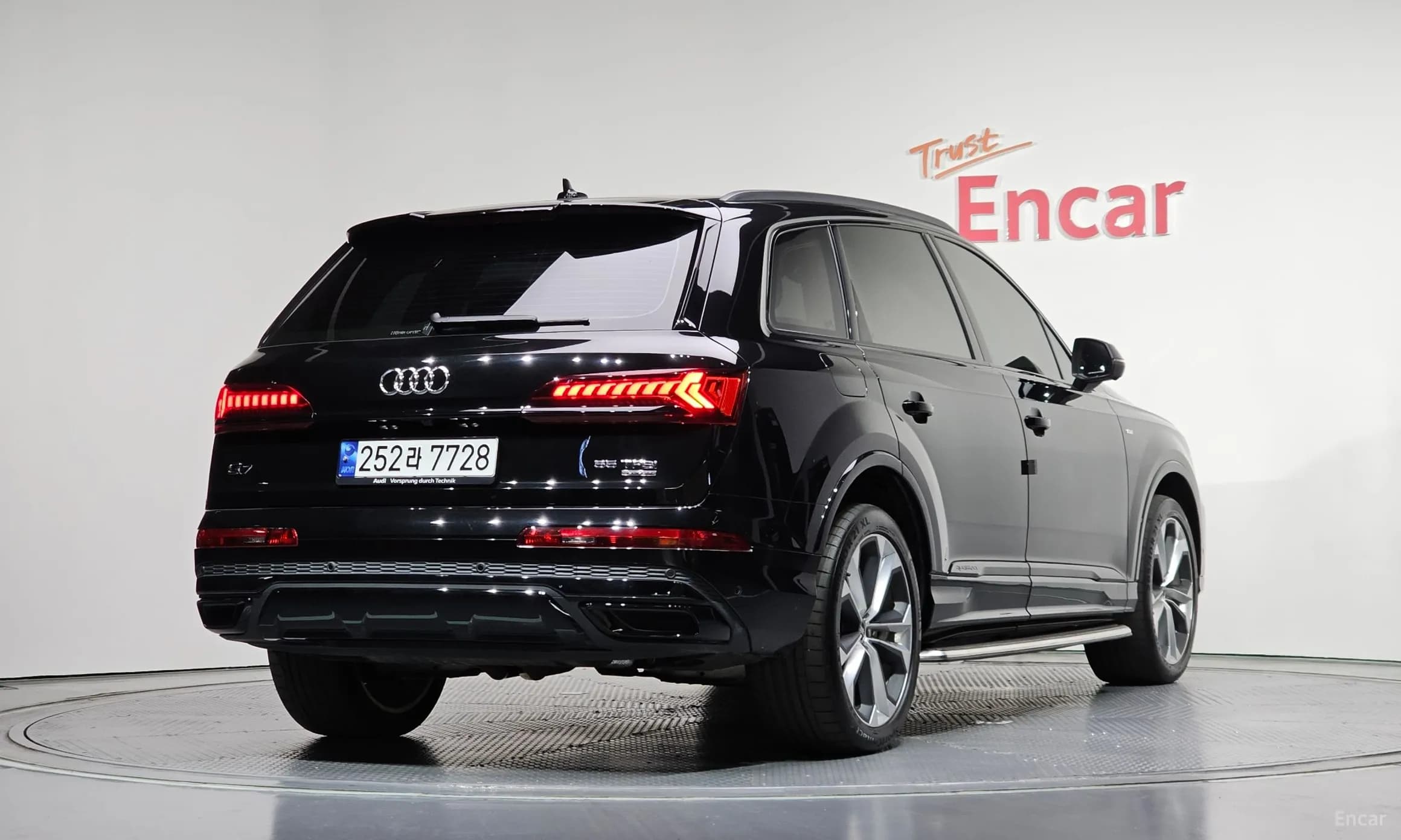Q7 (4M)