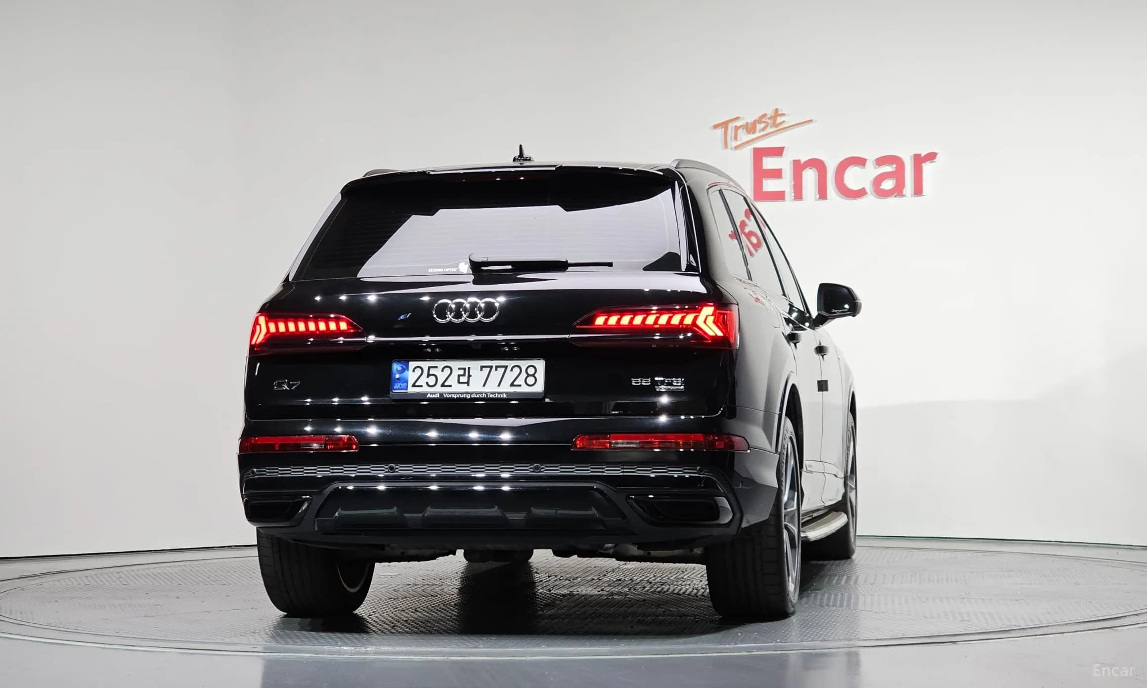 Q7 (4M)