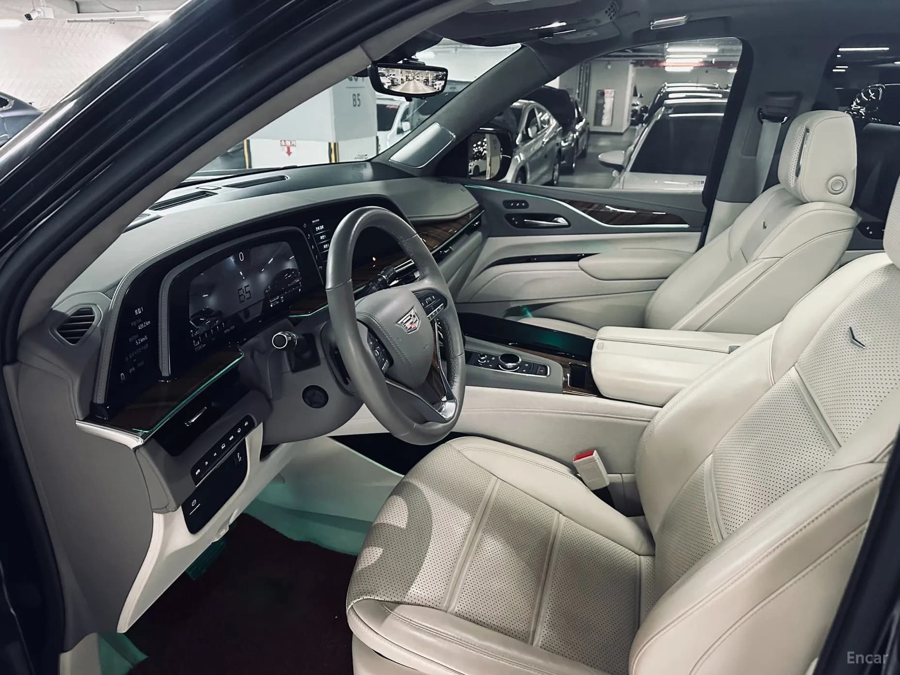 Escalade 5th Generation