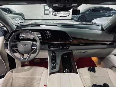 Escalade 5th Generation