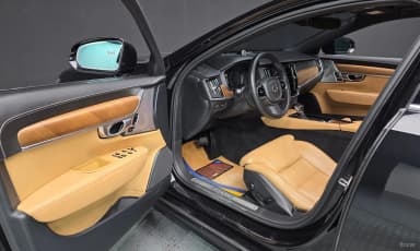 S90
