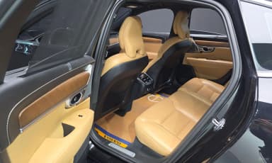 S90