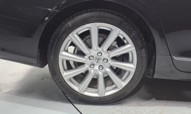 S90