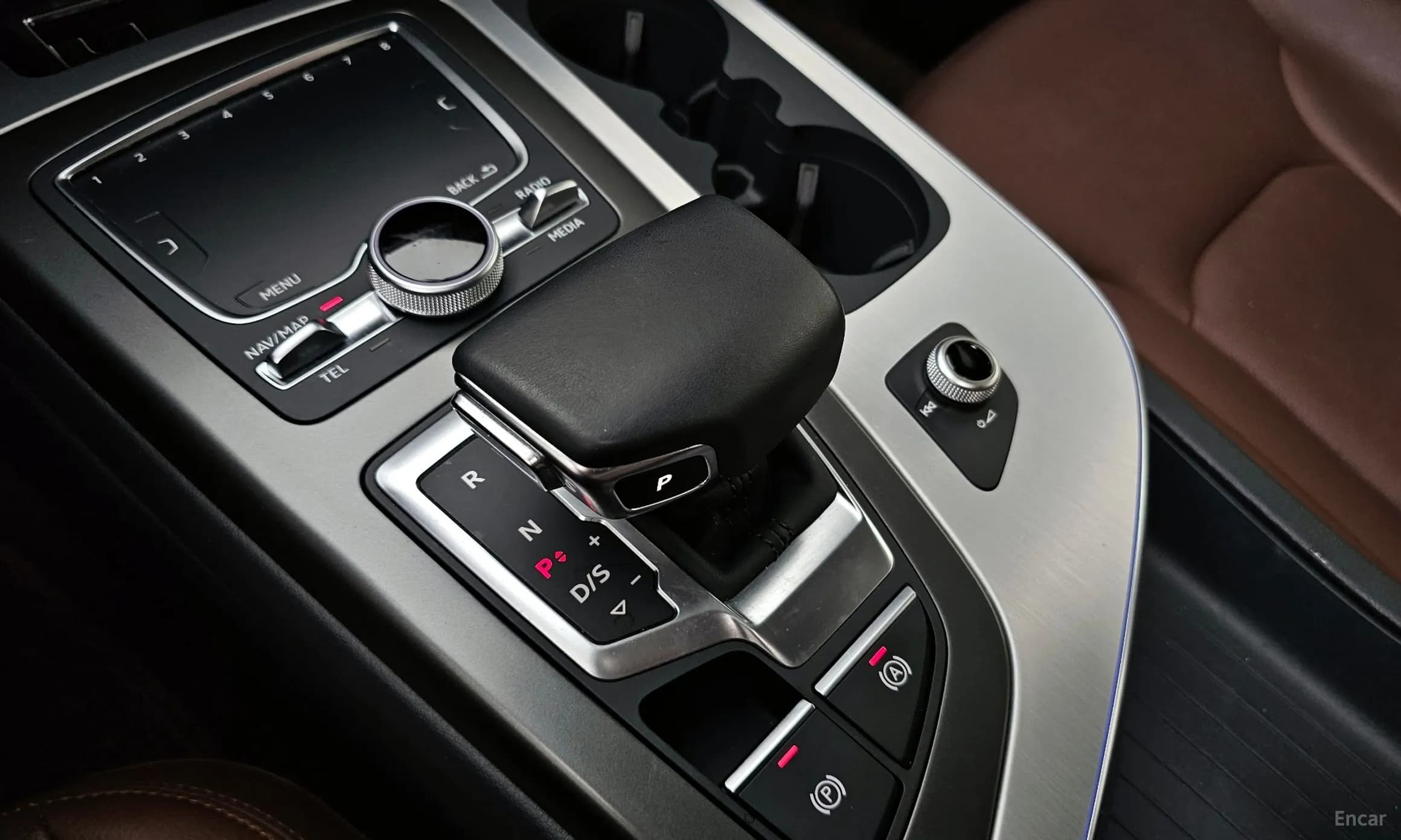 Q7 (4M)