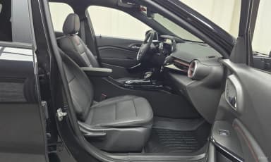 Trax Crossover