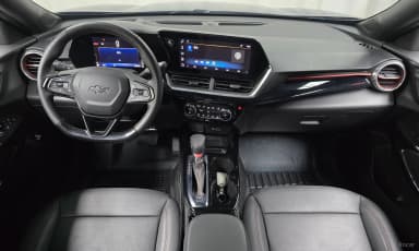 Trax Crossover
