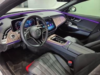 E-Class W214