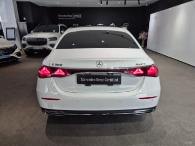 E-Class W214