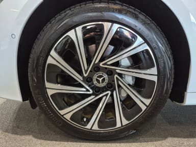 E-Class W214