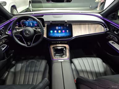 E-Class W214