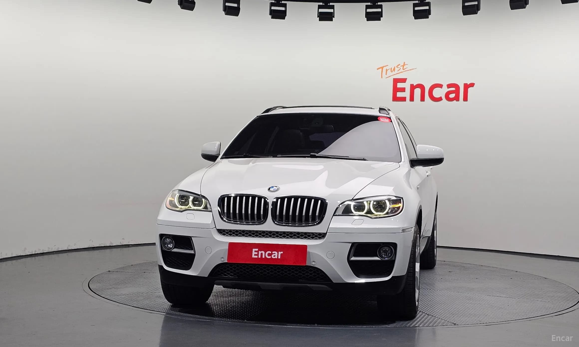 X6 (E71)