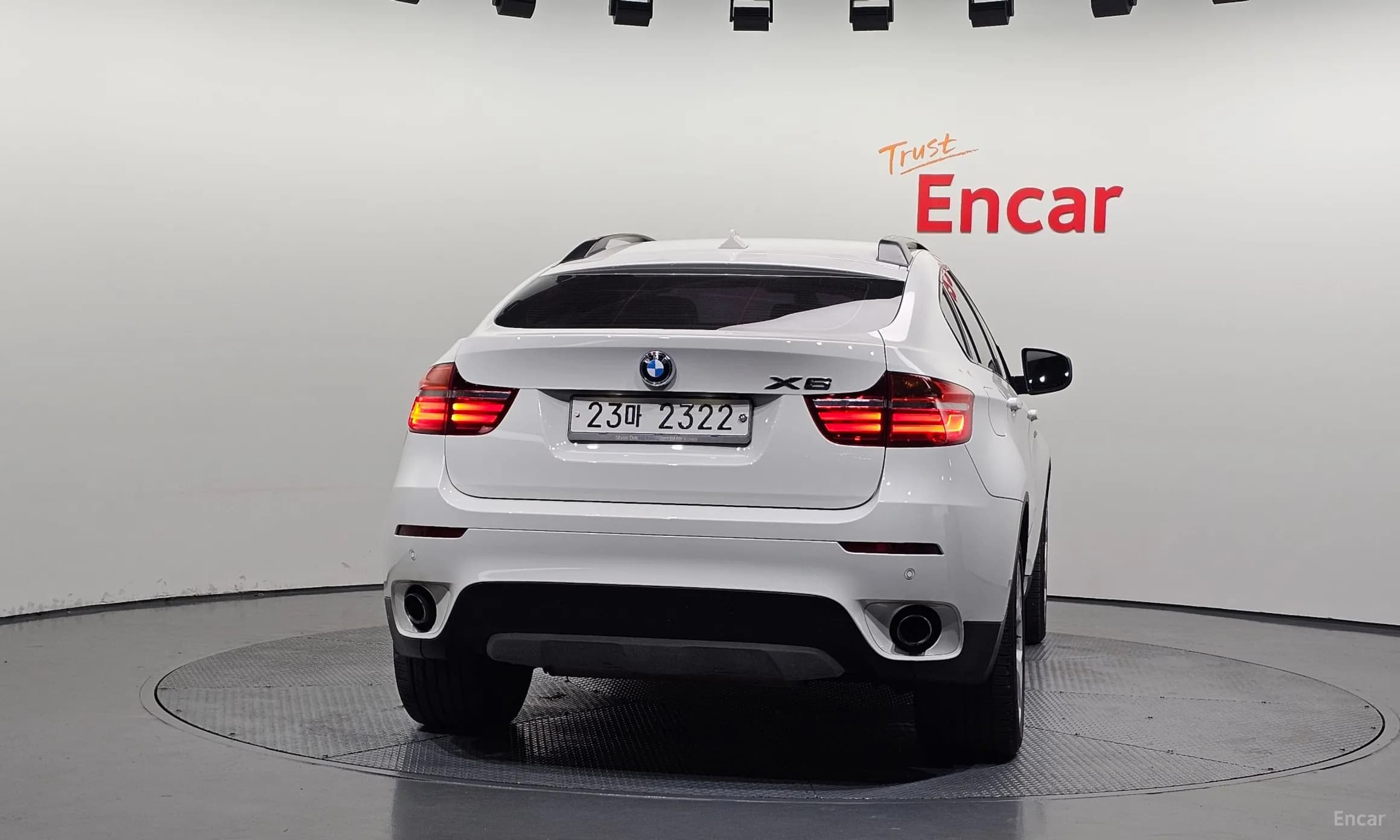 X6 (E71)