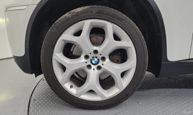 X6 (E71)
