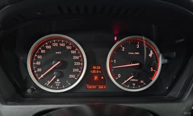 X6 (E71)
