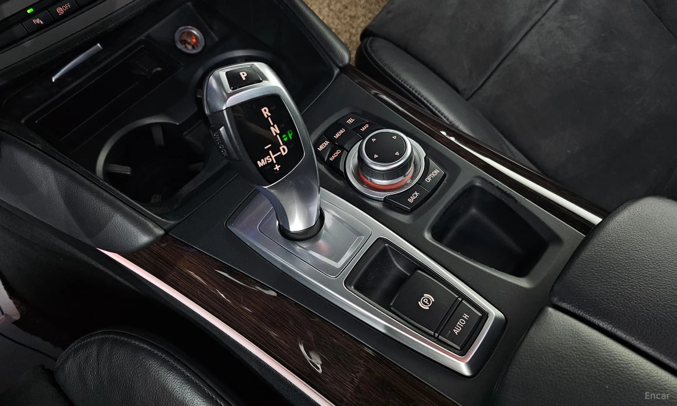 X6 (E71)