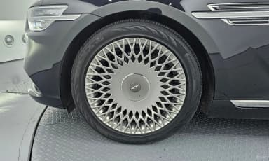 G90