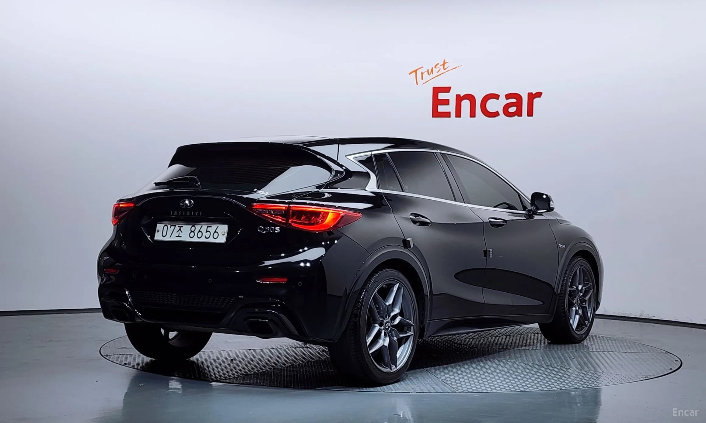 Q30