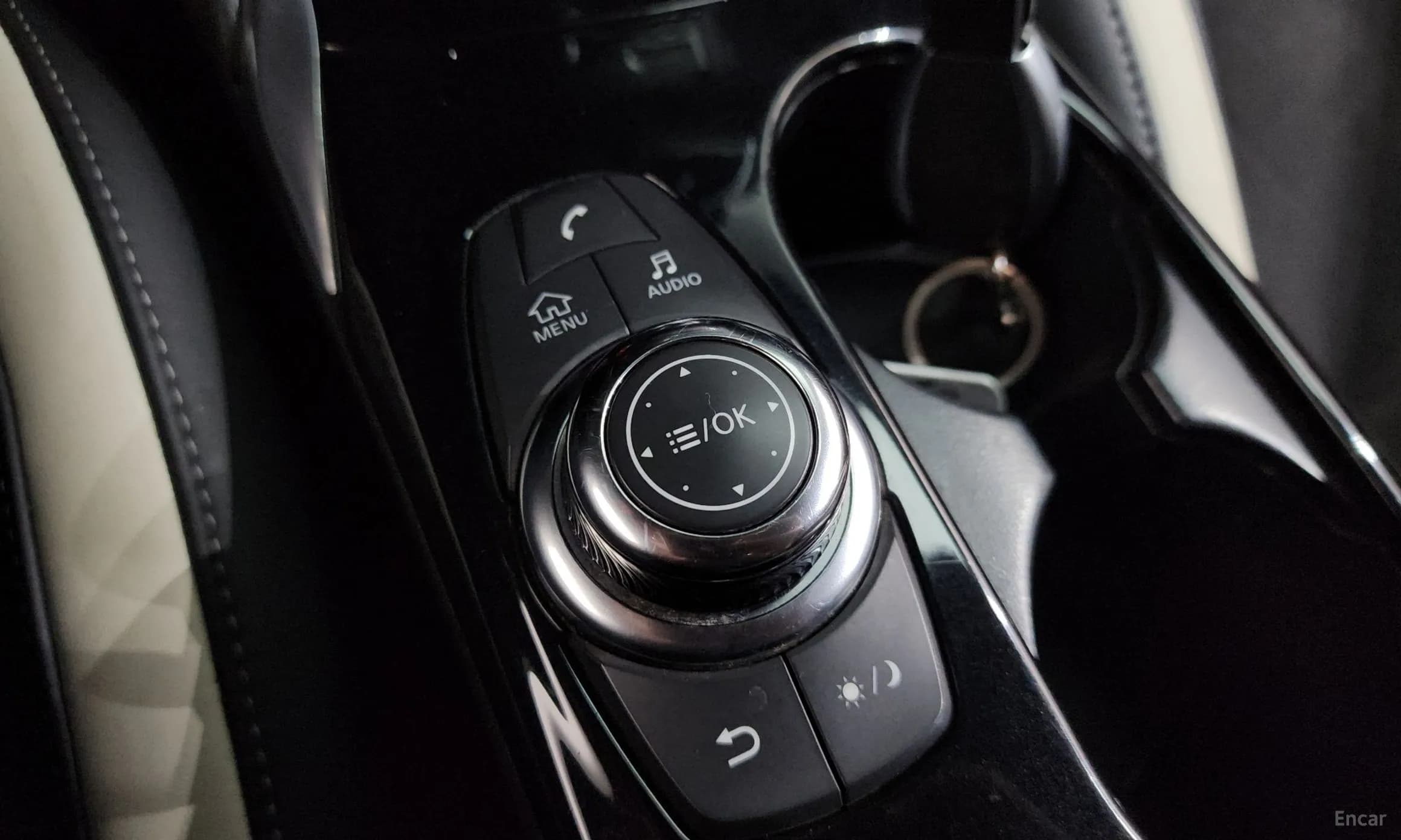 Q30