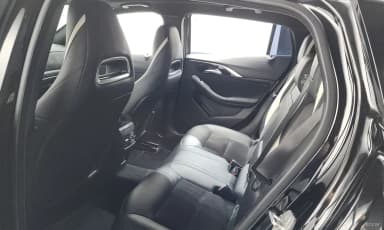 Q30