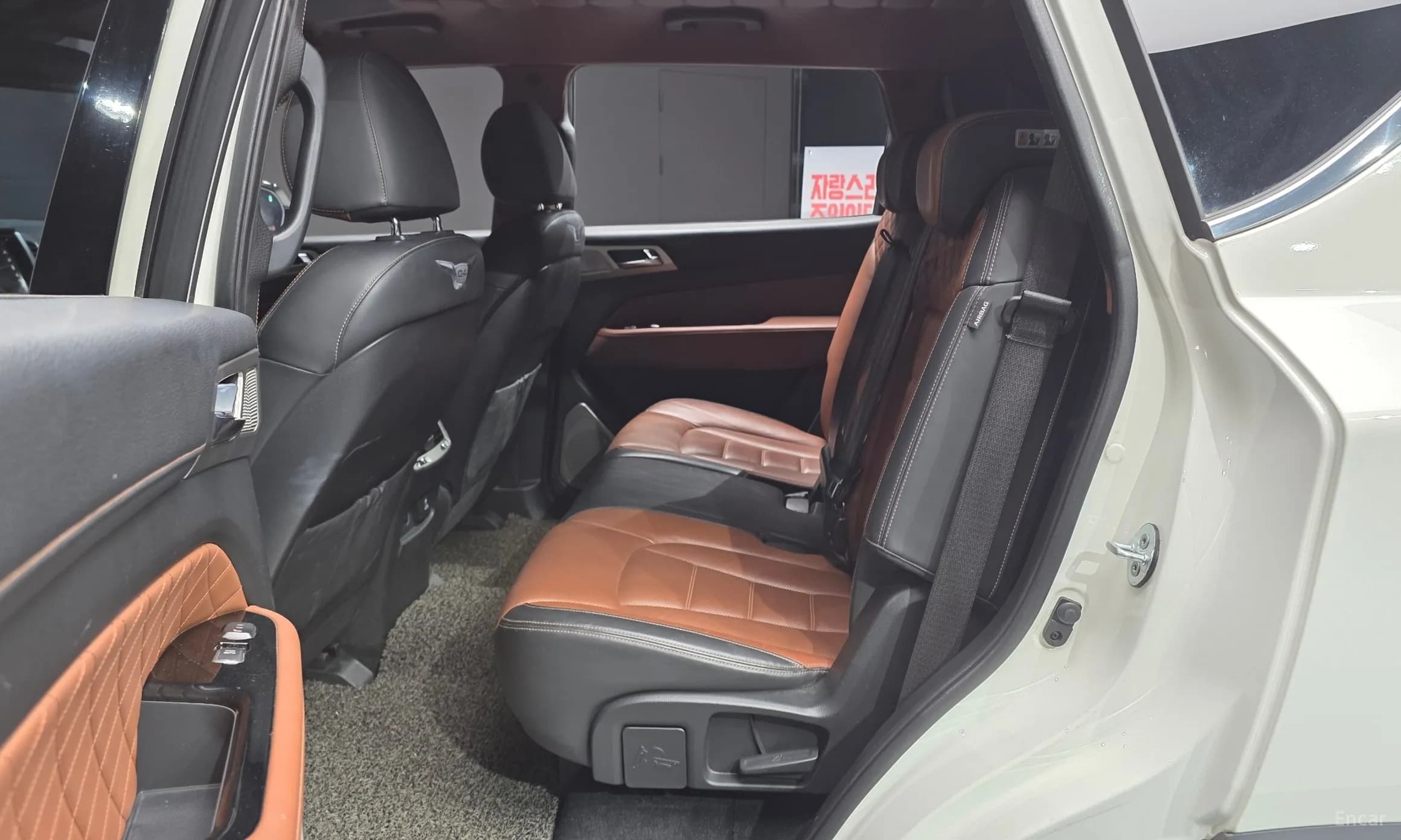 G4 Rexton