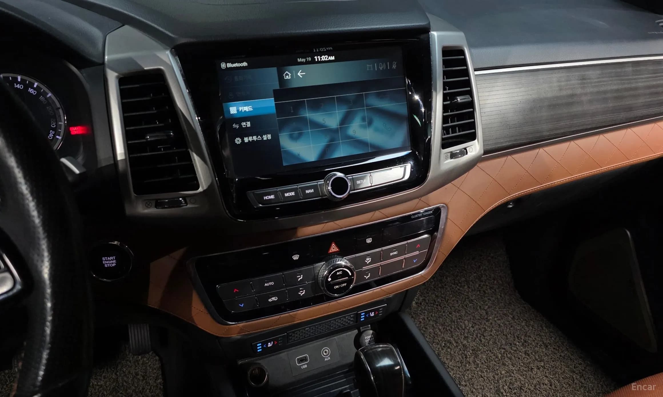 G4 Rexton