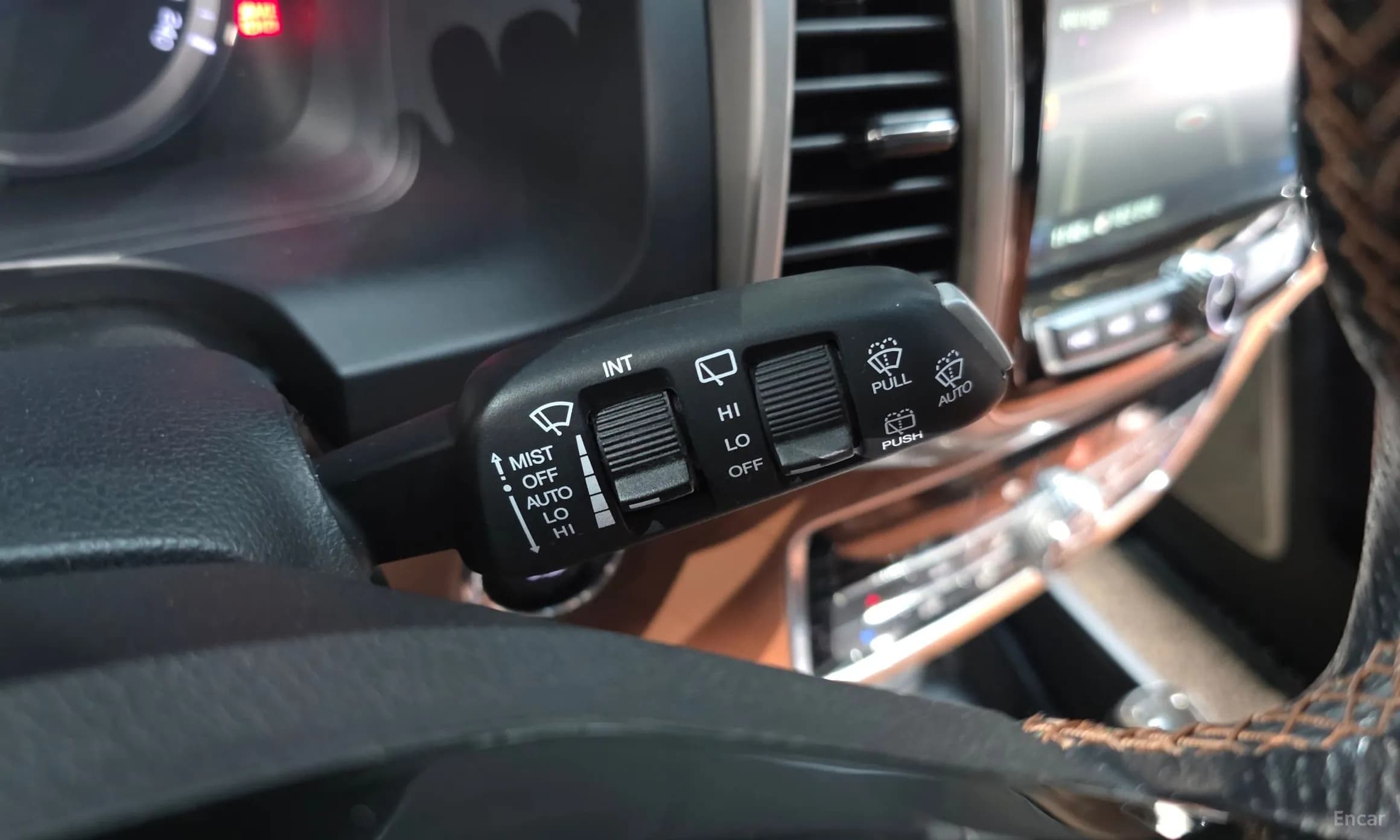 G4 Rexton