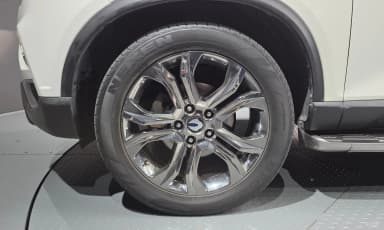 G4 Rexton