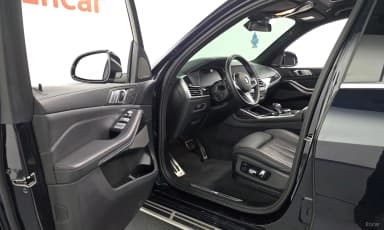 X7 (G07)