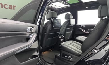 X7 (G07)