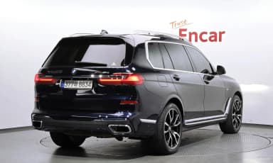 X7 (G07)