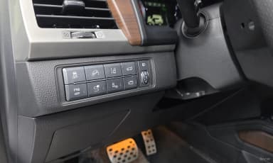 G4 Rexton
