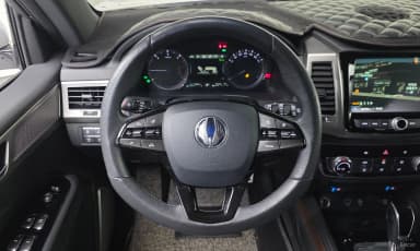 G4 Rexton