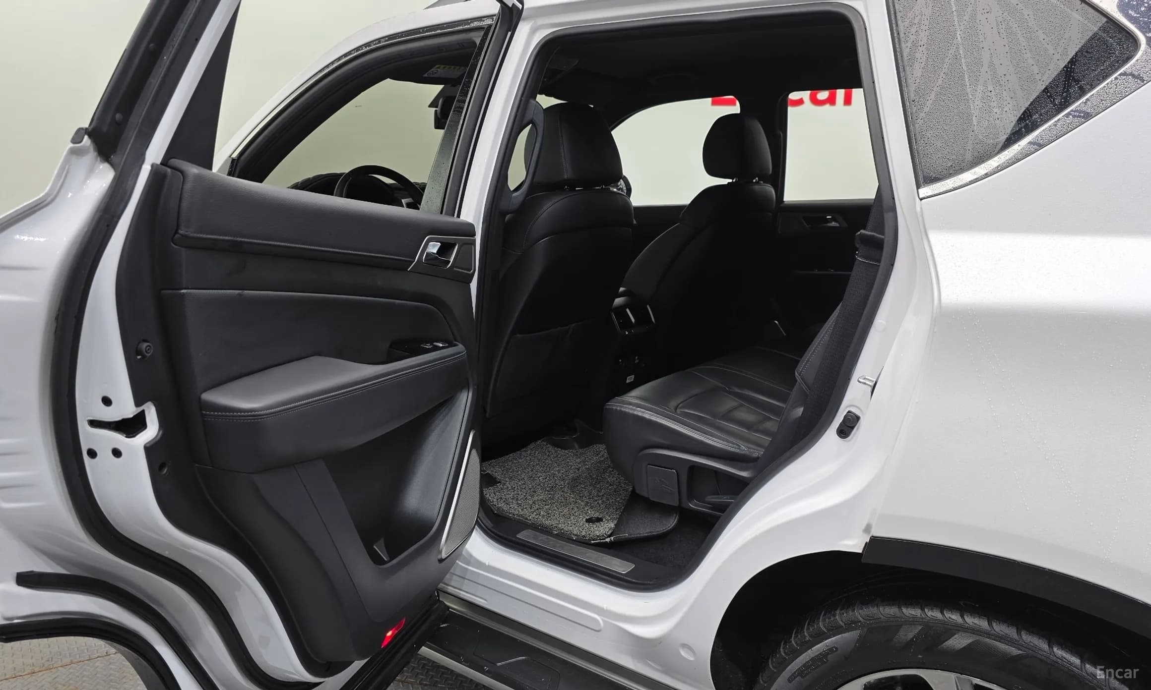 G4 Rexton