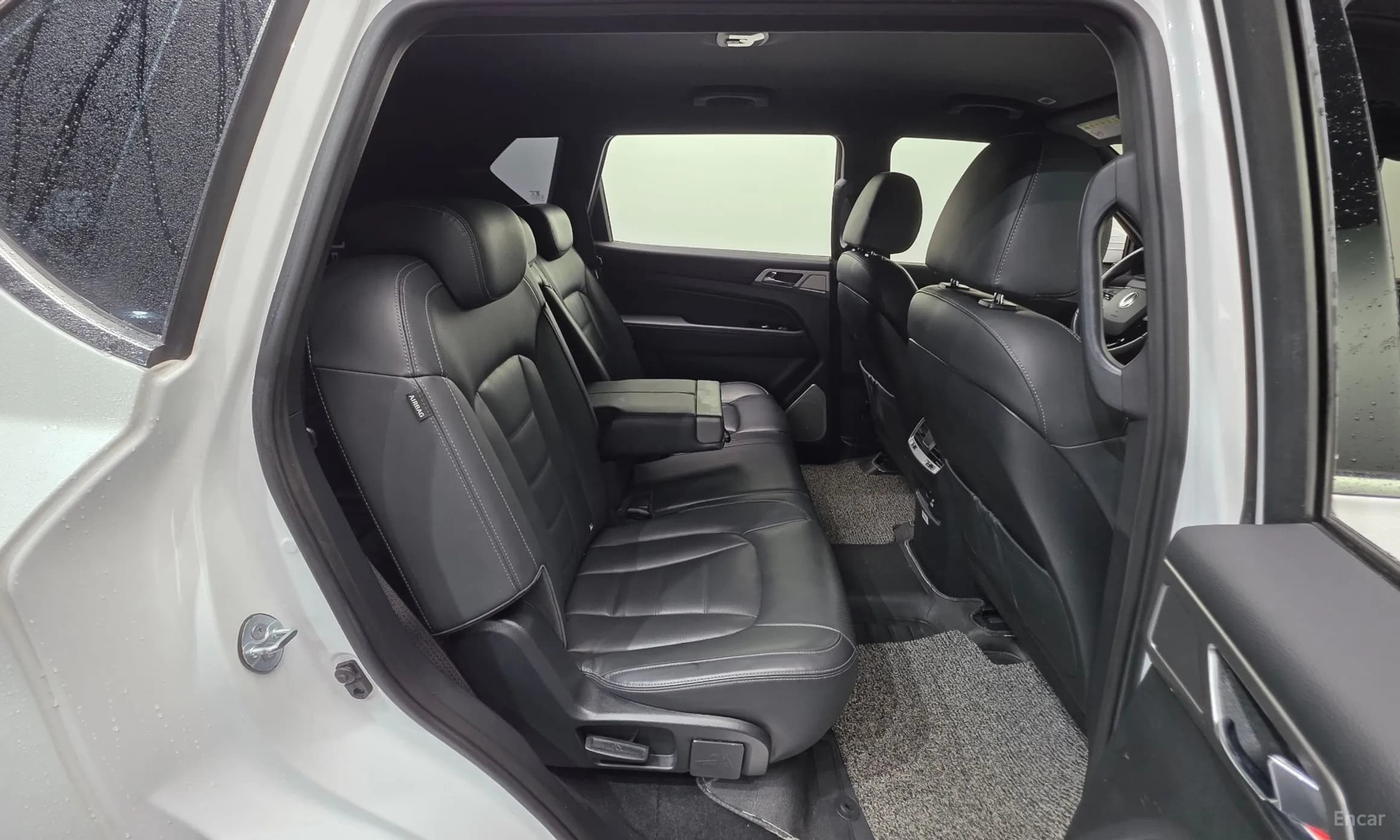 G4 Rexton
