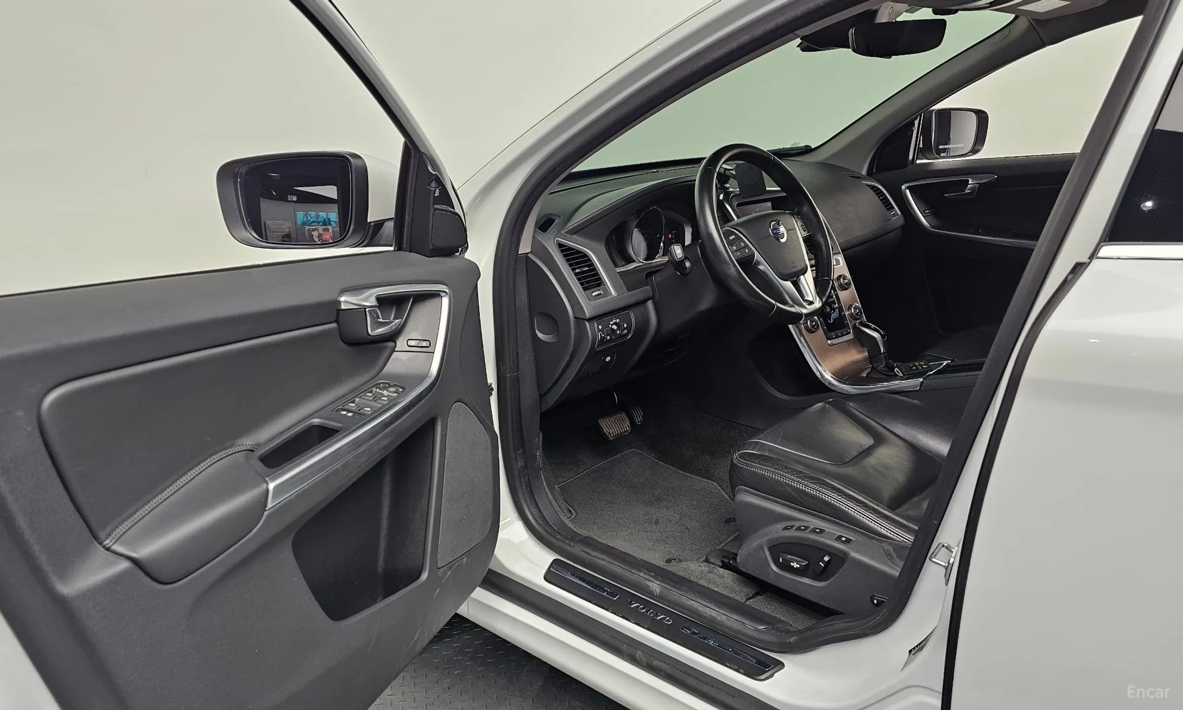 XC60