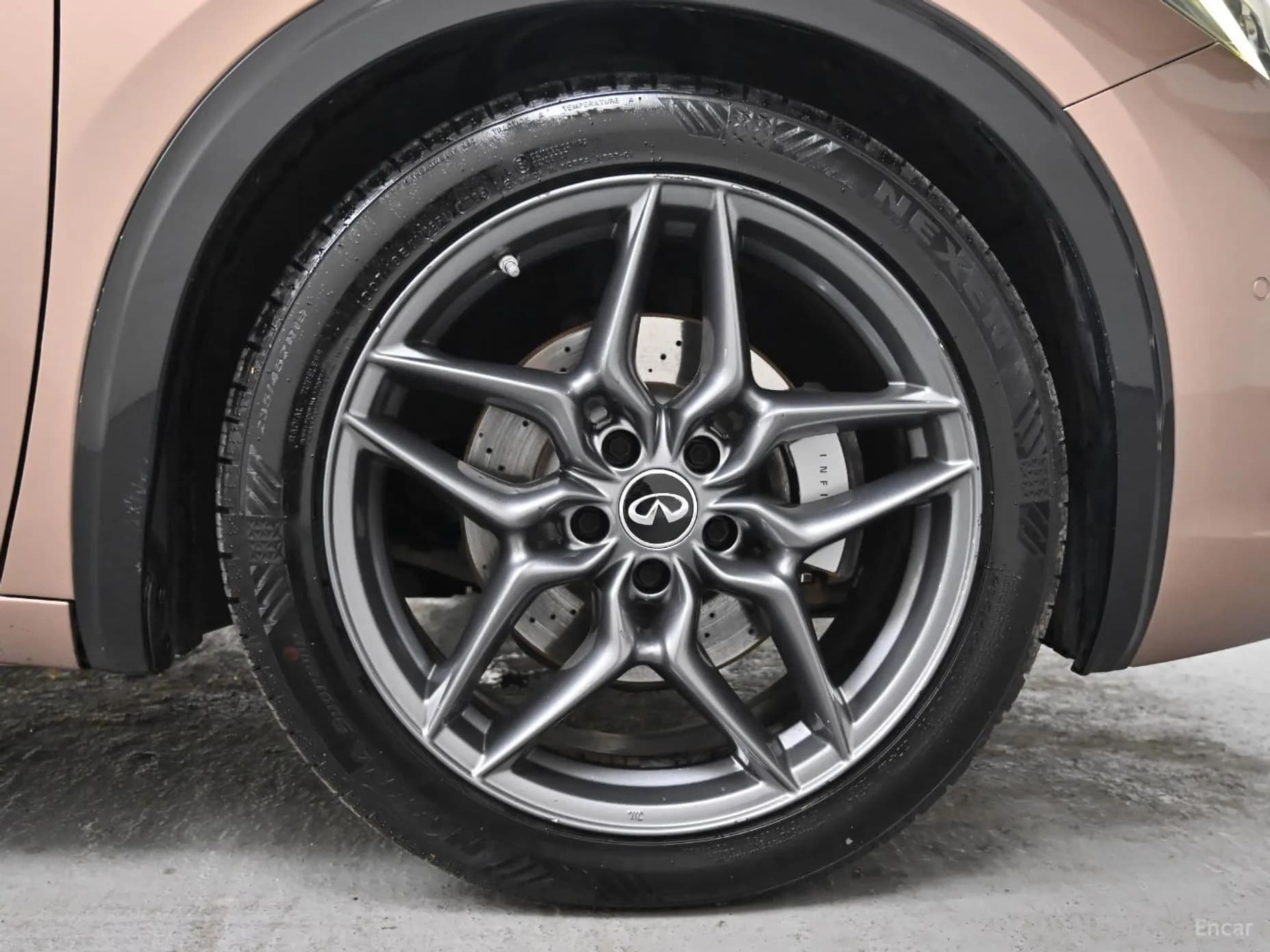 Q30