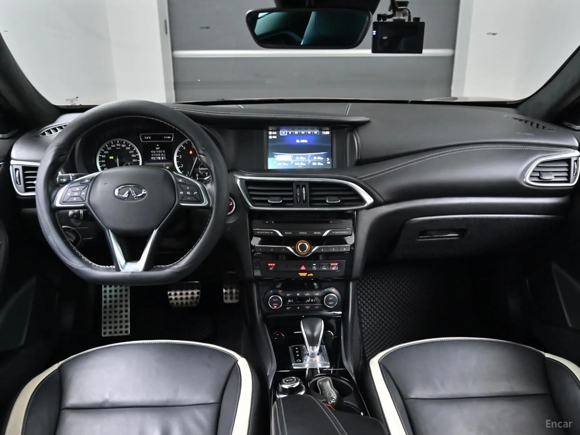 Q30