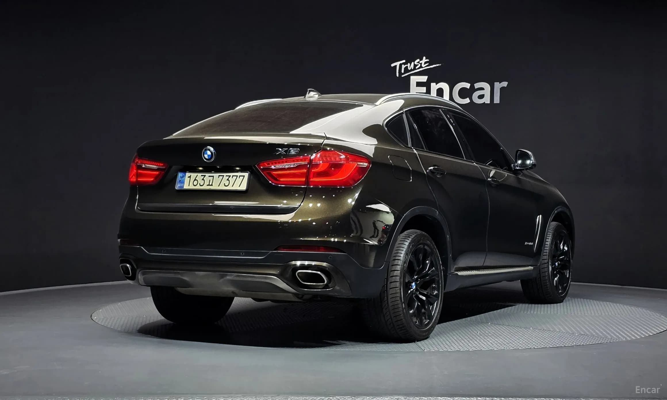 X6 (F16)